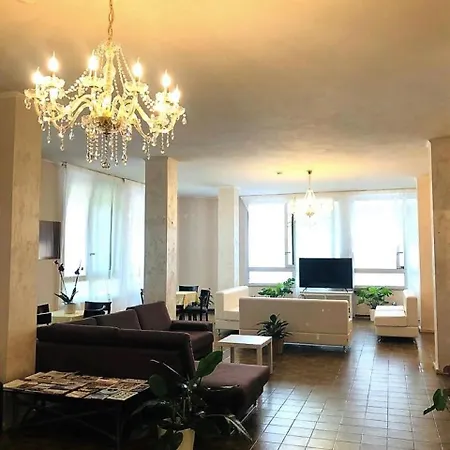 President Hotel